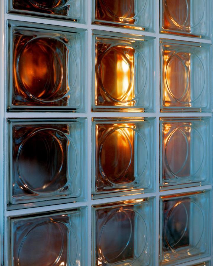 Hotel Present - Entree Autonome, Reception En Ligne - Encore Mieux Arles Exterior photo