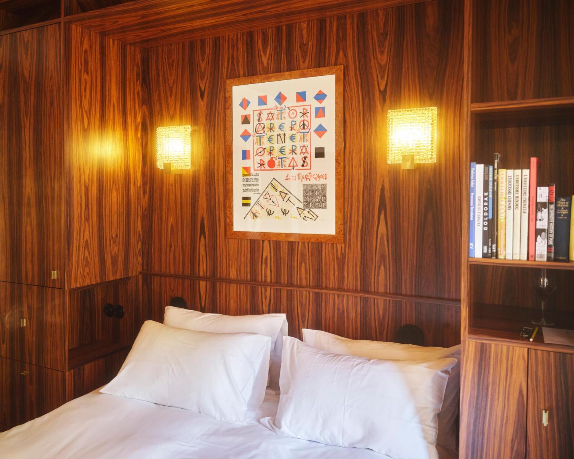 Hotel Present - Entree Autonome, Reception En Ligne - Encore Mieux Arles Exterior photo